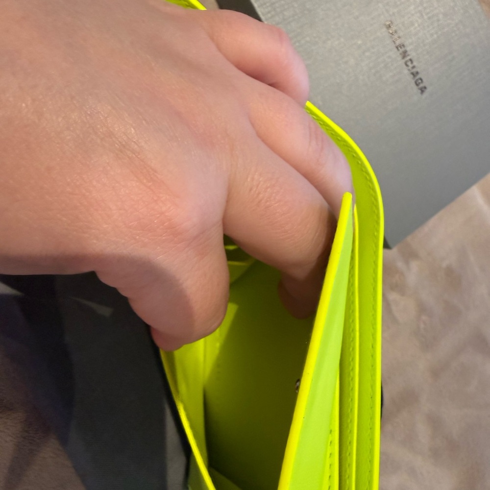 Balenciaga Neon green Repeating Logo Bifold Wallet - Picture 7 of 9